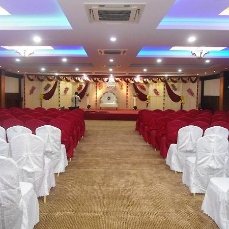 Rr Inn Palayankottai Exterior photo